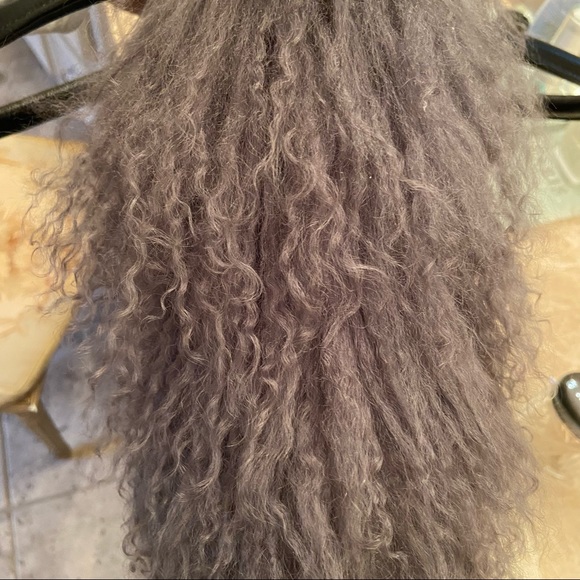 Grey Mongolian Fur Bag - Limited Edition - Picture 3 of 7